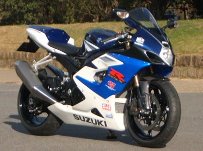 ０５～'０６ ＧＳＸ－Ｒ１０００ ストリート用フルカウル<STREET UPPER