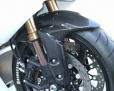 １１～ ＧＳＸ-Ｒ６００／７５０ フロントフェンダー<FRONT FENDER